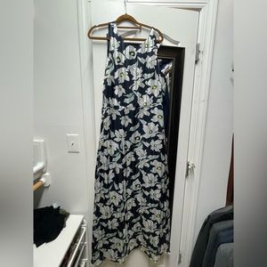 Banana Republic navy and white floral dress